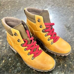 Timberlands Ellendale Mid Hiker Boots